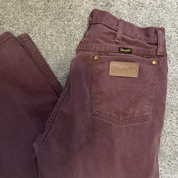 80s Vintage Wrangler High Rise Burgundy Denim Jeans | Made in USA 32/30 waist - Picture 2 of 12